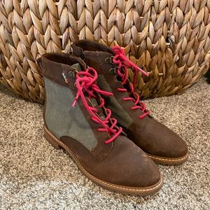 Tom’s boots never worn